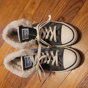 Converse style velour sneakers (Jiannai)